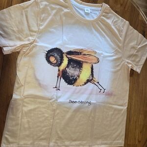 Bee Strong Graphic T-Shirt